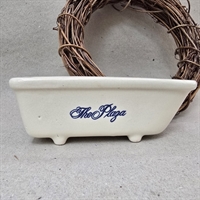 cremefarvet-porcelænsbadekar-dukkebadekar-blaa-tekst-The-Plaza-anniversary-75th-